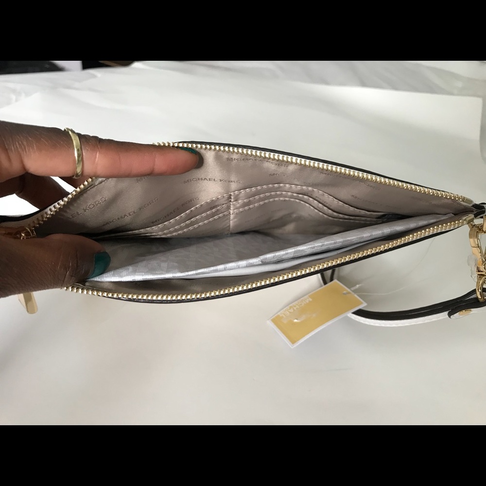 MICHAEL Michael Kors Medium Zip Wristlet - Picture 6 of 8